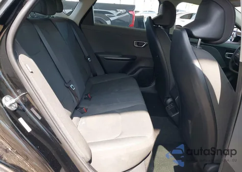 2025 Kia K4 Lxs z USA, uszkodzony, nr VIN 3KPFT4DE0SE033119